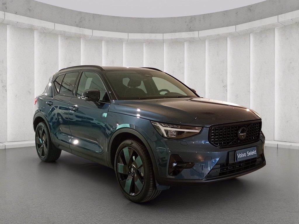 VOLVO XC40 2.0 b3 Ultra Black Edition auto del 2025