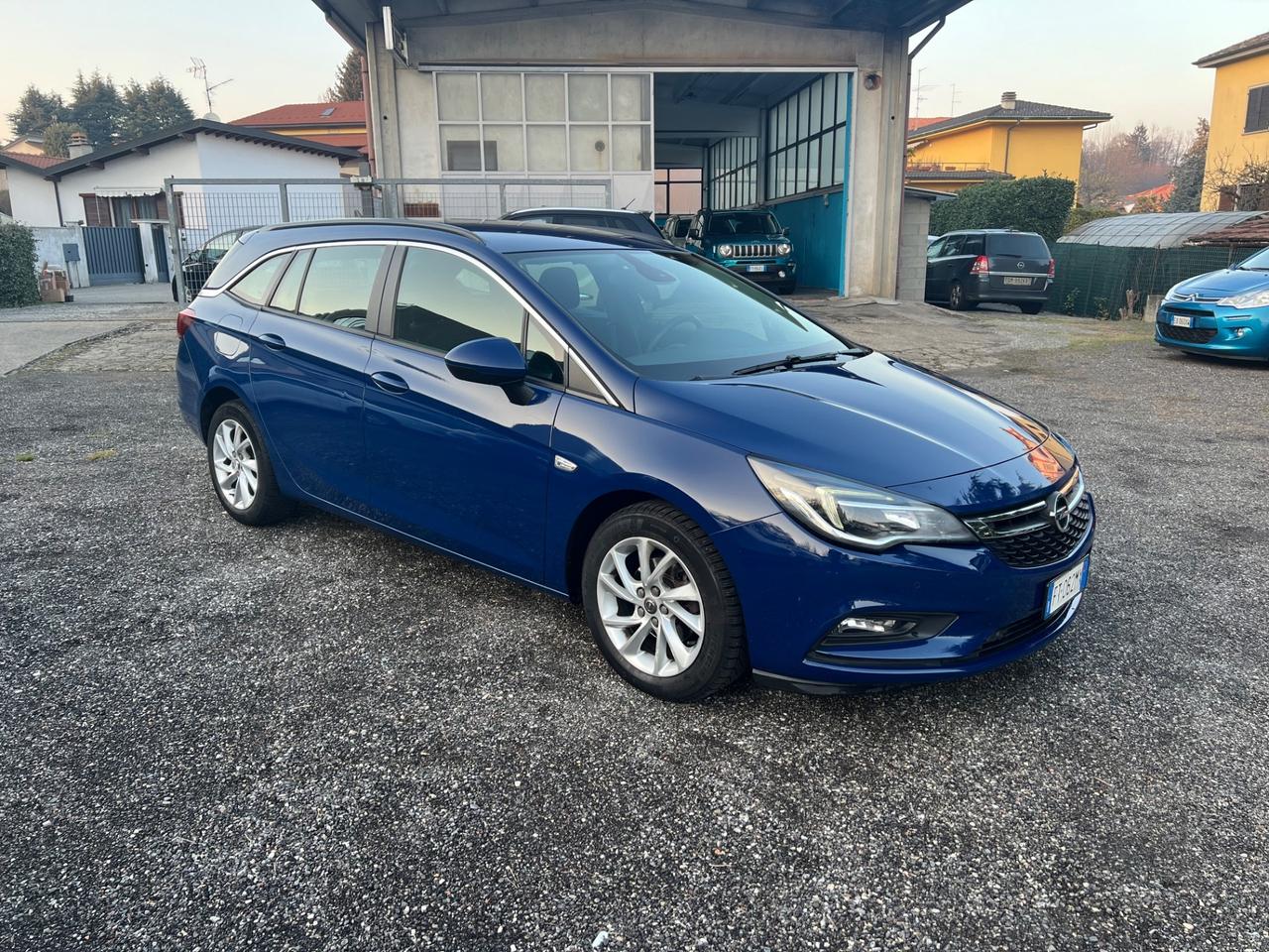 Opel Astra 1.6 CDTi 110CV Start&Stop Sports Tourer Business