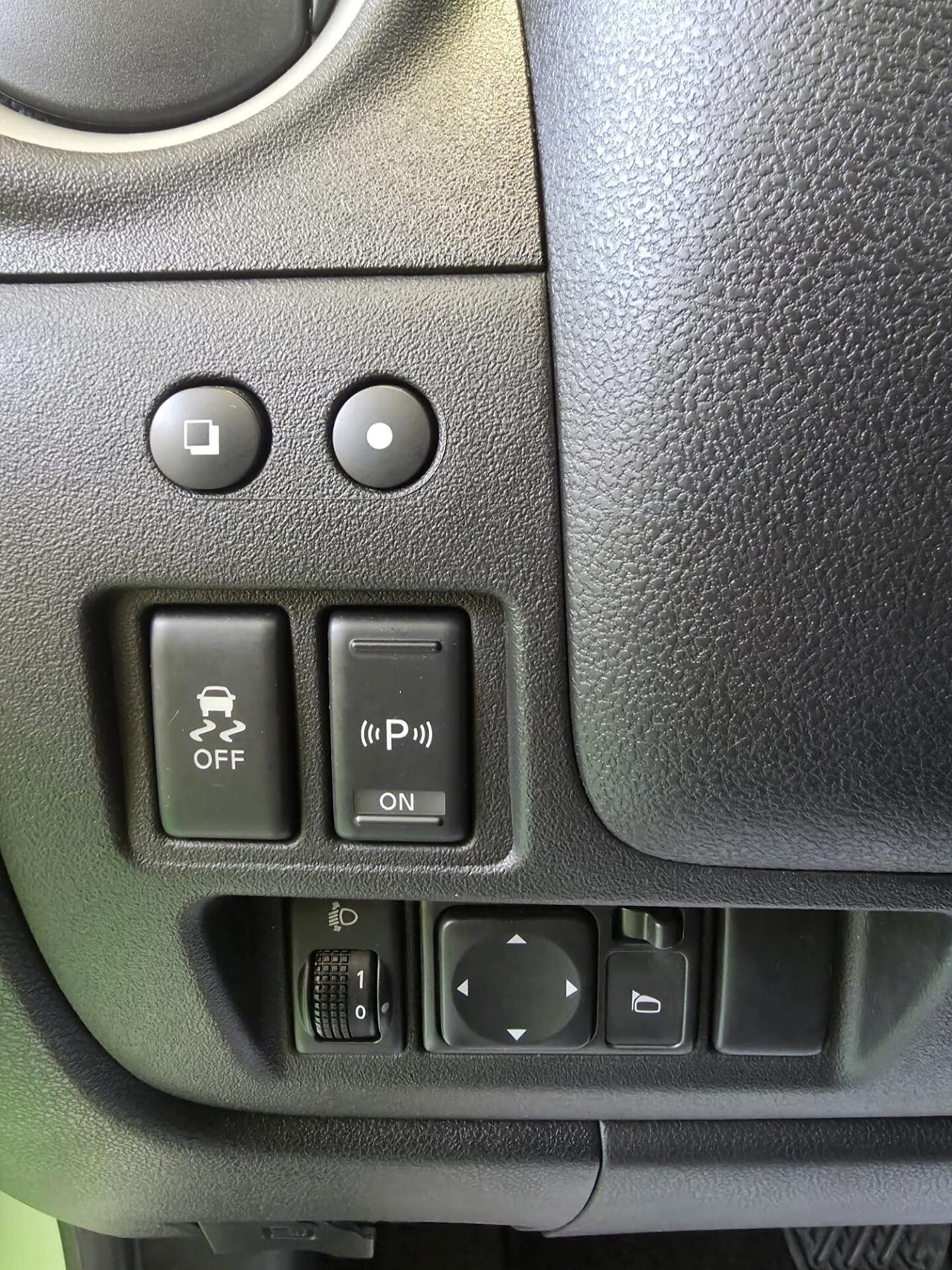Nissan Micra 1.2 12V 5 p. Automatica