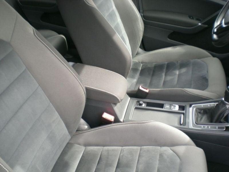 Volkswagen Golf 5p 2.0 tdi Highline 150cv E6