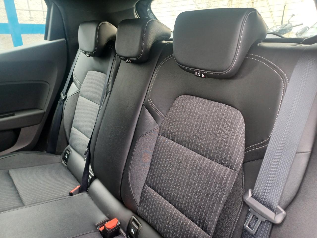 Renault Clio TCe GPL 5 porte Intense 2022