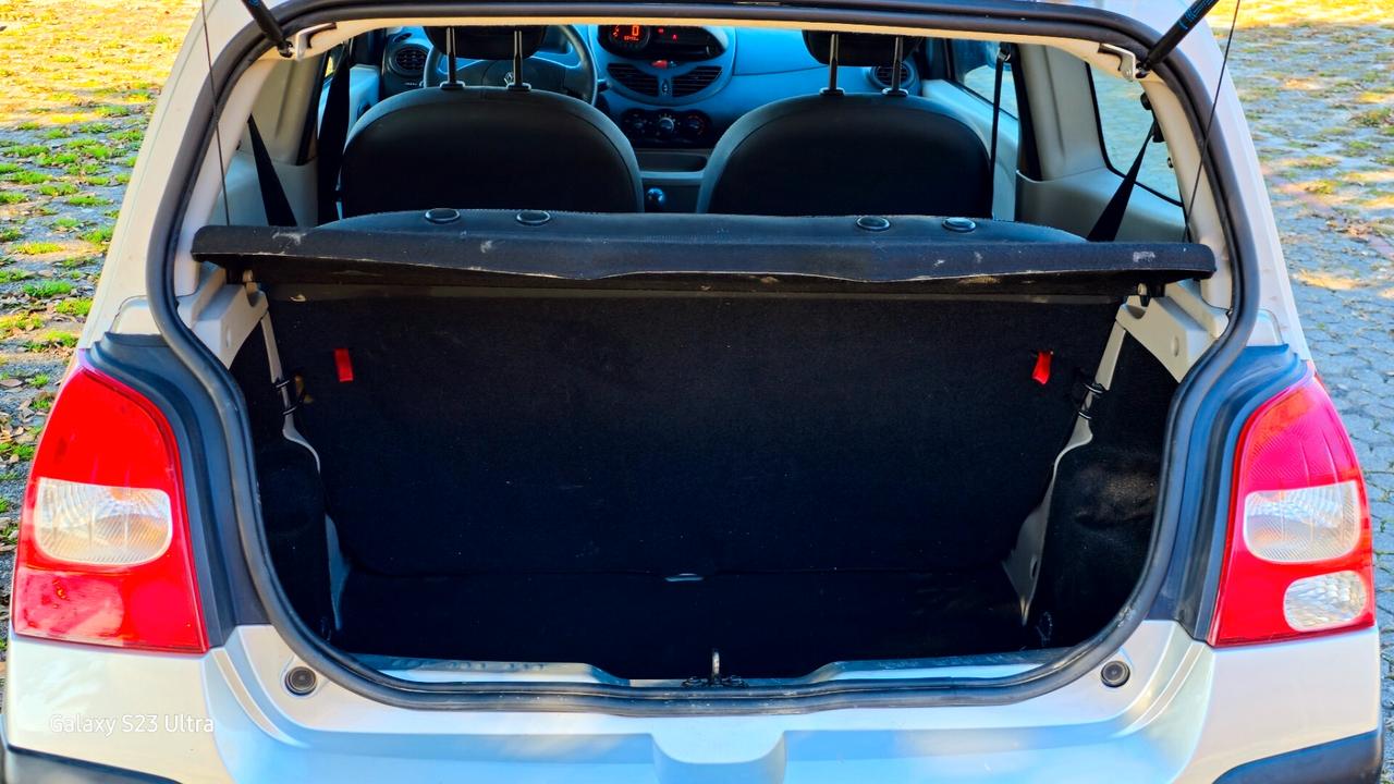 Renault Twingo 2° serie ok neopatentati garantita 12 mesi