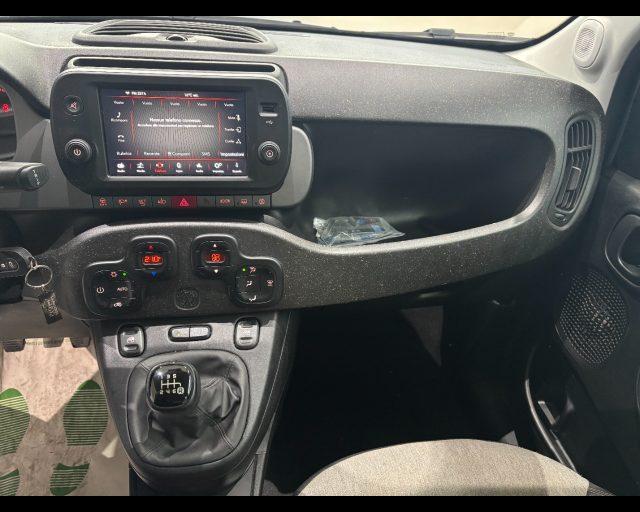 FIAT New Panda 4X4 Cross 0.9 t.air t. s&s 85cv
