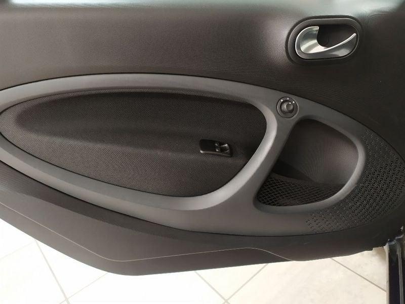 smart fortwo eq Passion 4,6kW