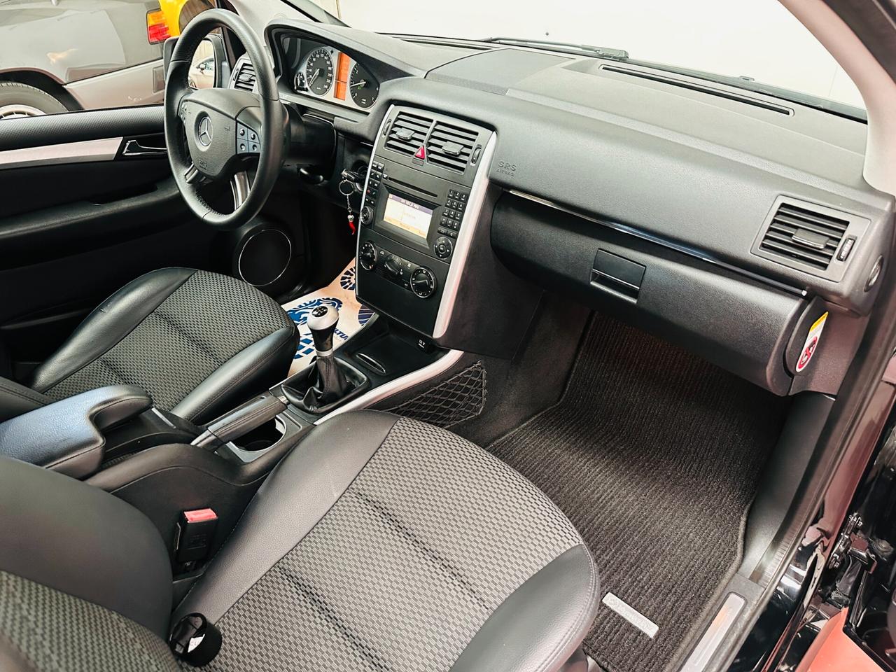 Mercedes-benz B 150 (160) F.L Sport Edition