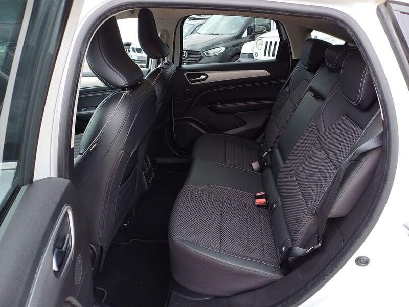 Renault Arkana 1.6 E-Tech full hybrid Intens 145cv