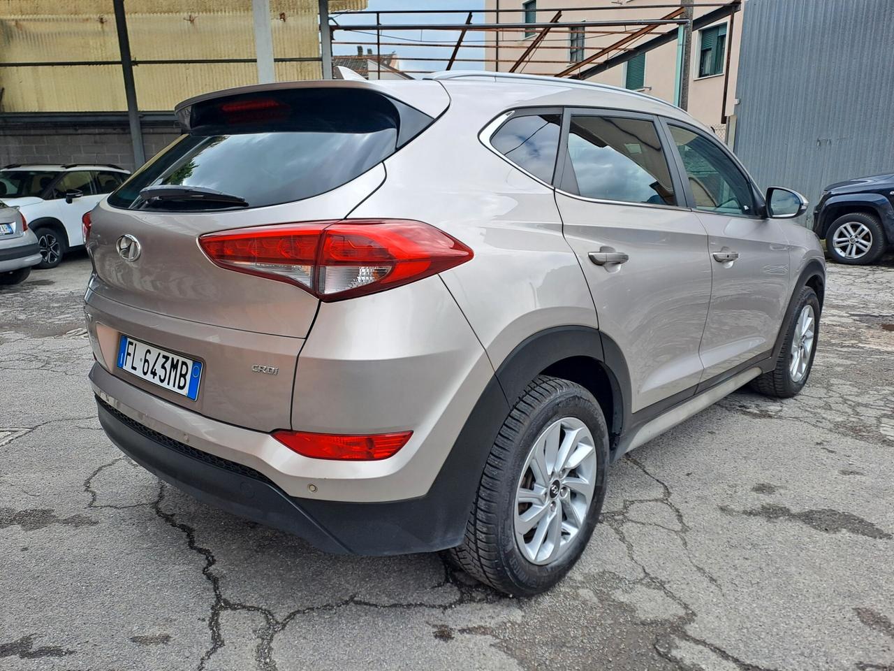 HYUNDAI TUCSON 1.7 CRDI *AUTOMATICO* E6