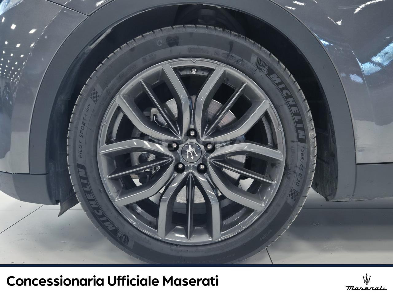 Maserati Levante 3.0 v6 gransport 250cv auto my19