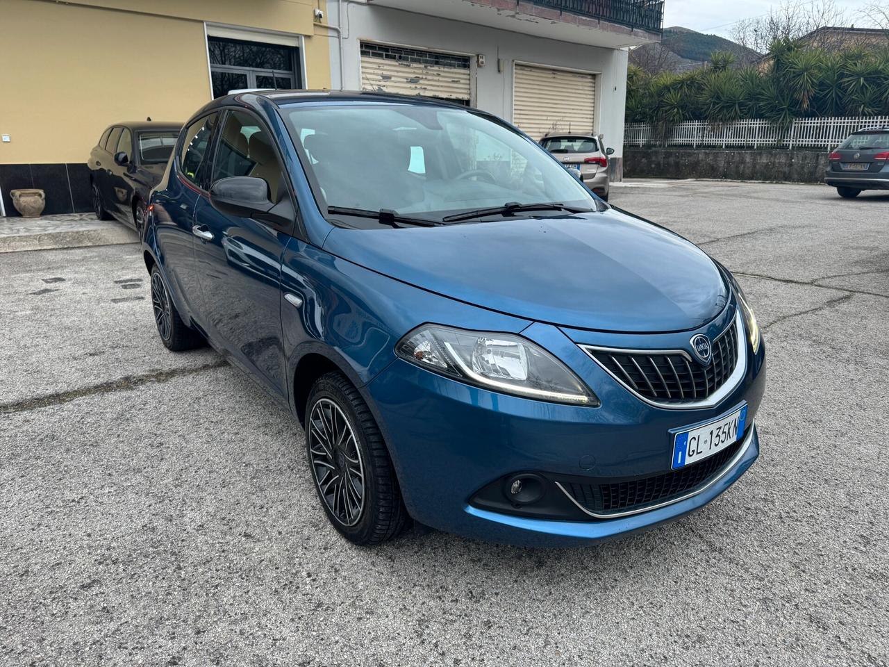 Lancia Ypsilon 1.0 FireFly 5 porte S&S Hybrid Gold Plus