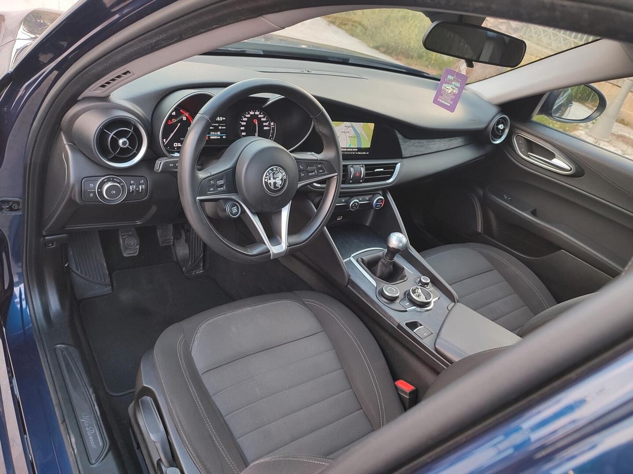 Alfa Romeo Giulia 2.2 TD 160 CV NAVIGATORE