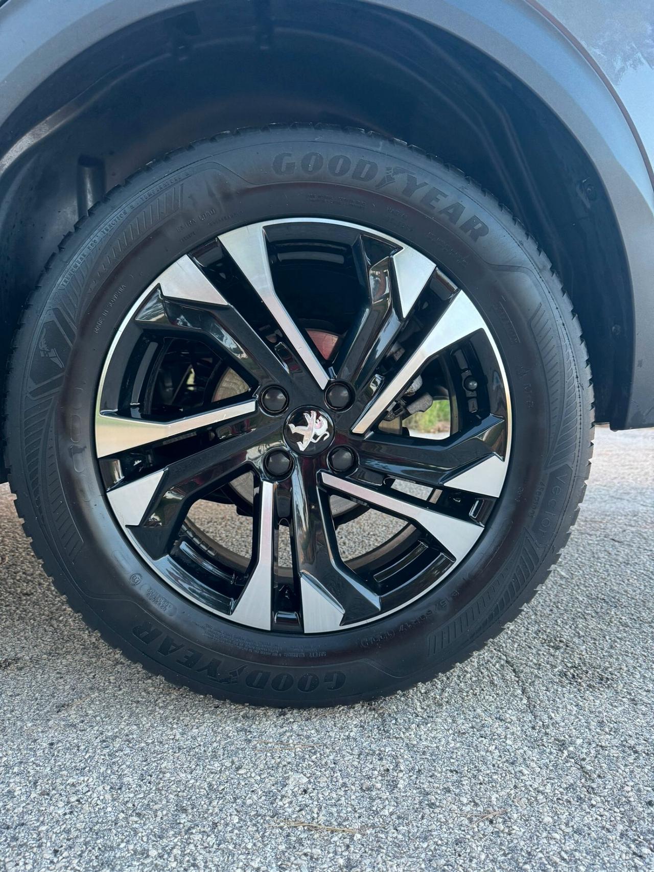 Peugeot 2008 BlueHDi 110 S&S GT LINE