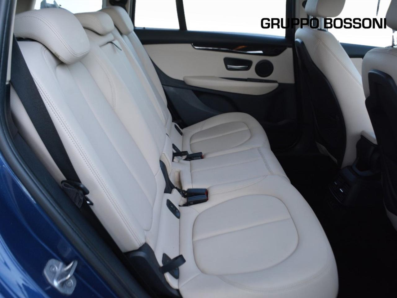 BMW Serie 2 gran tourer 218d business my20