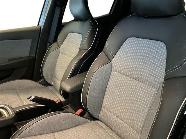 RENAULT Clio 1.0 TCe Techno