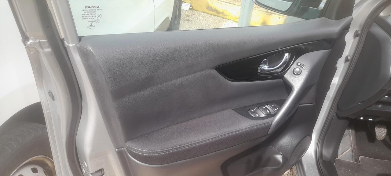 Nissan Qashqai 1.3 DIG-T 140 CV N-Connecta