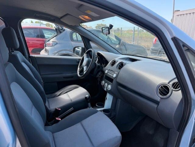 Mitsubishi Colt 1.1 12V 5p. Invite