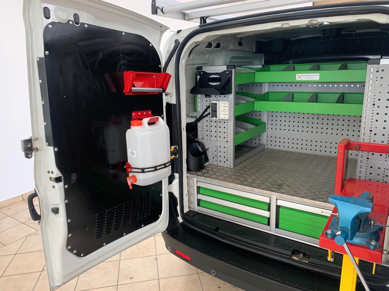 Fiat 1.4 natural power Business Atrezzato+inverter 220v
