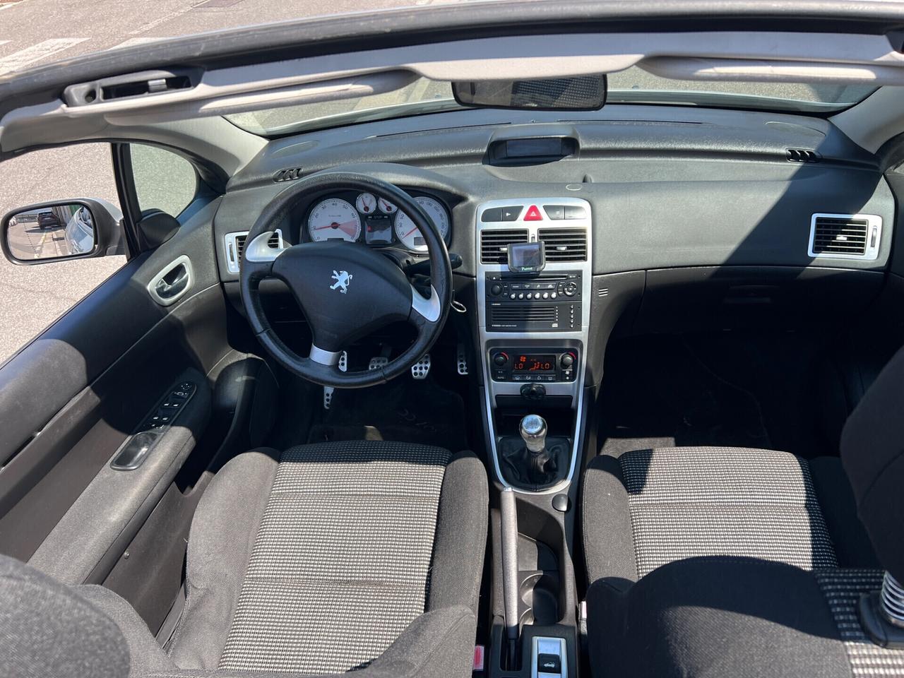 Peugeot 307 1.6 16V CC Tecno
