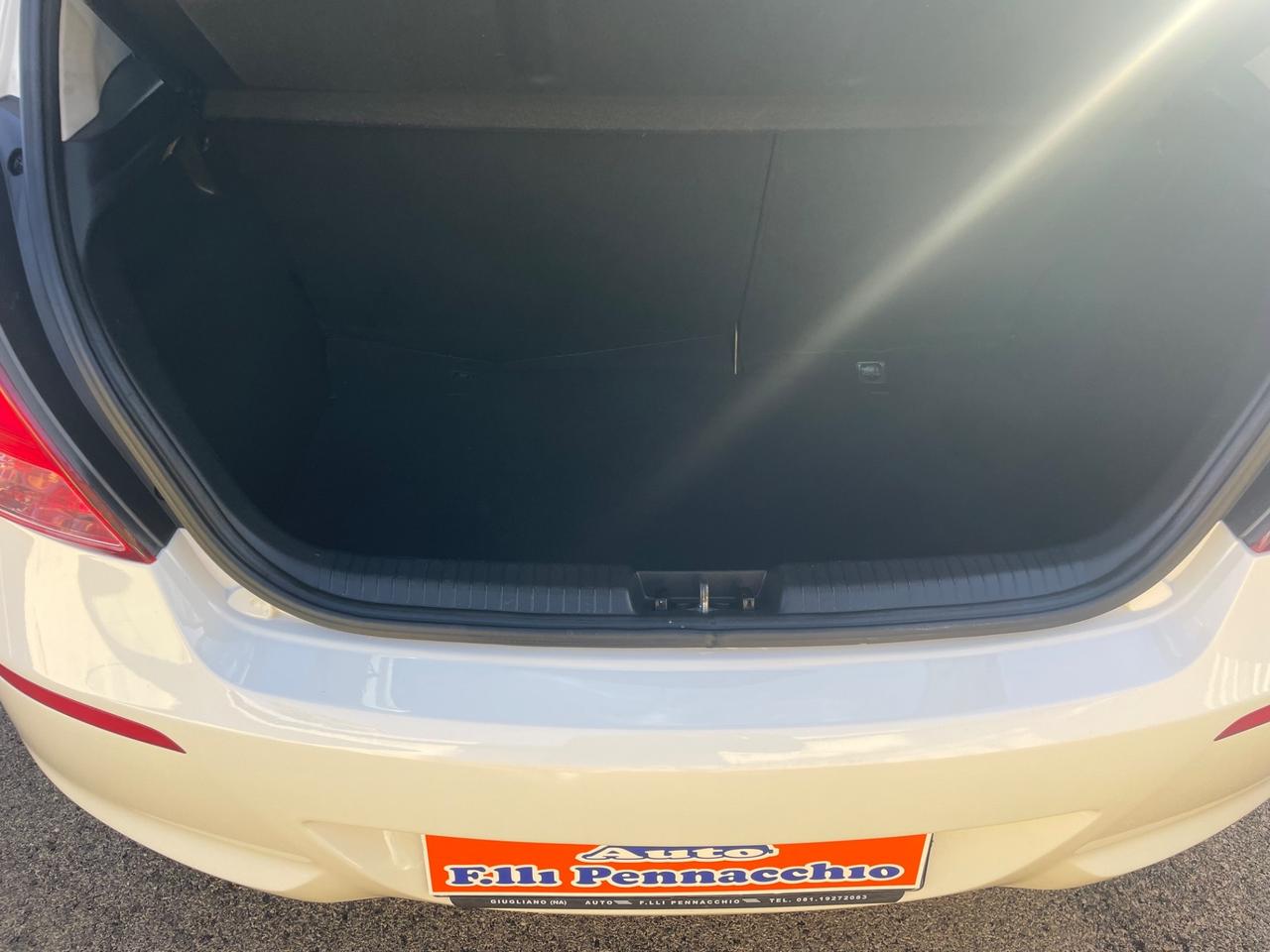 HYUNDAI i20 1.2 BENZINA 85 (CV) 2013