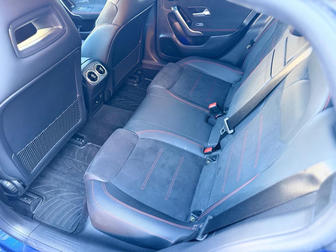 Mercedes-Benz CLA 200 AMG Line Premium Plus #8306