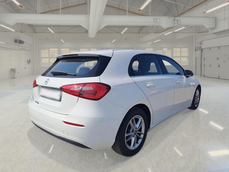 MERCEDES-BENZ A 160 d Business 5 PORTE