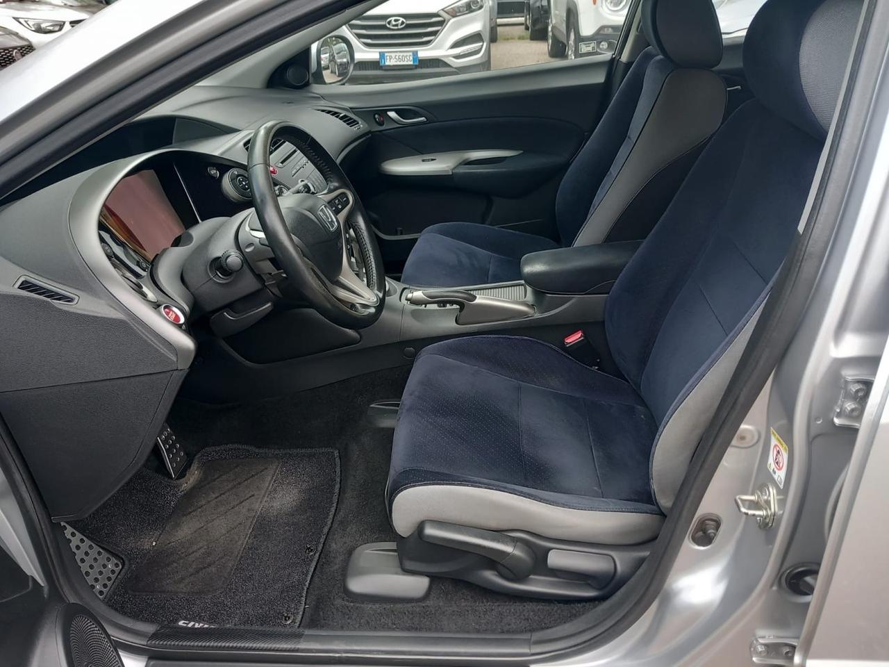 Honda Civic 1.8 i-VTEC 5p. Excl.LH i-P i-Sh LE