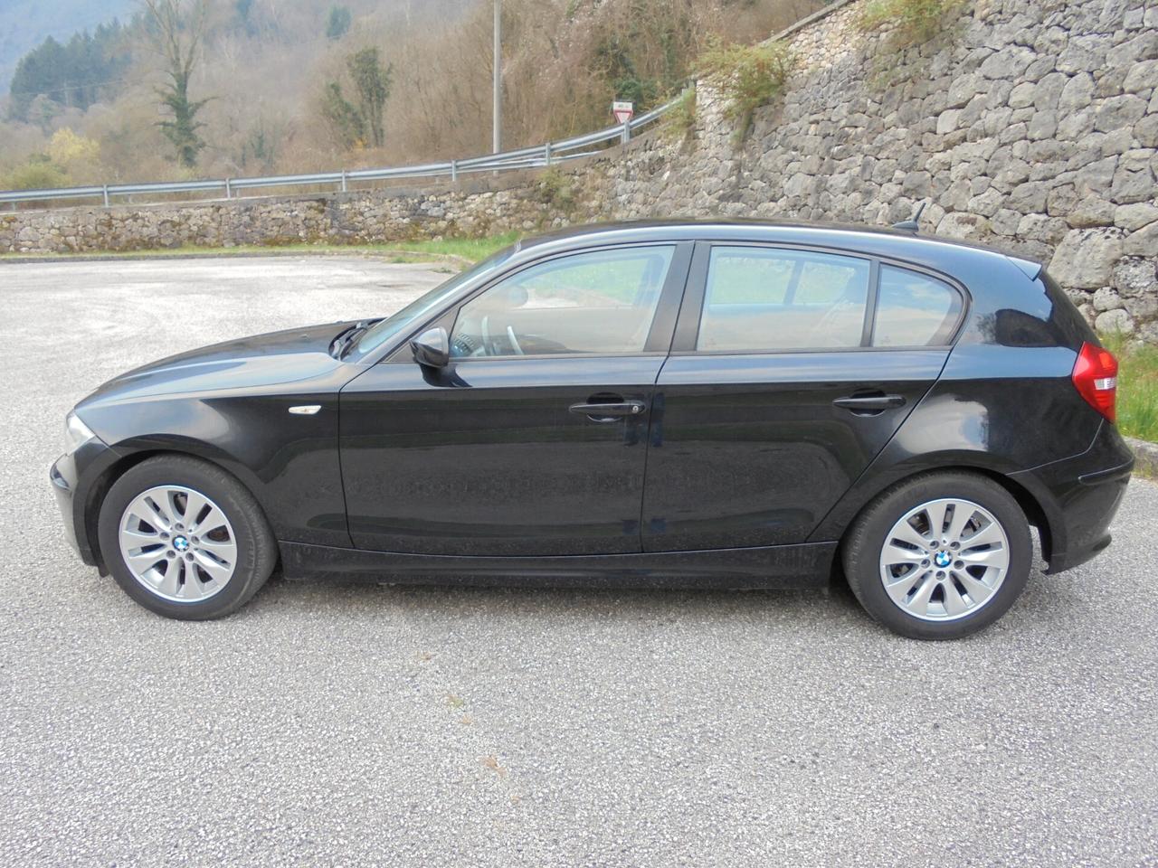 BMW 120d 2.0 177 CV 5P FUTURA