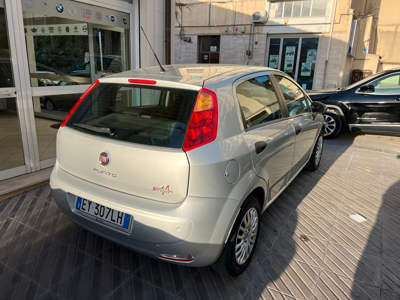 Fiat Punto 1.3 MJT II 75 CV 5 porte Street