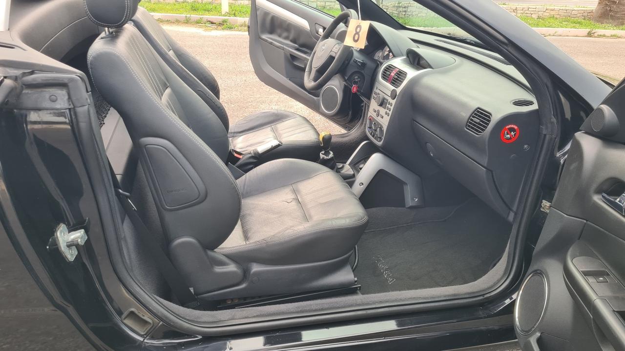 Opel Tigra TwinTop 1.3 CDTI Sport