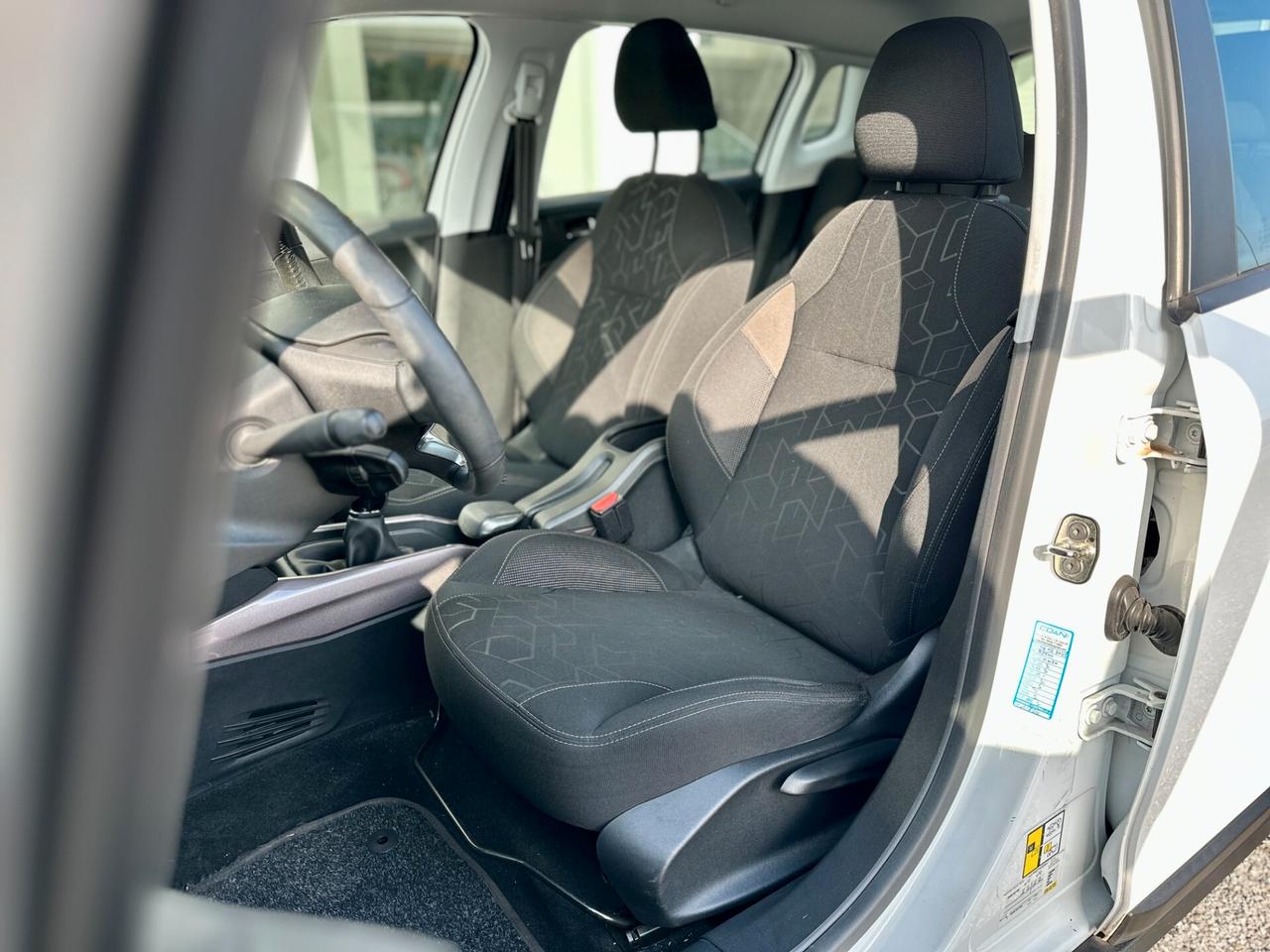 Peugeot 2008 PureTech 82 Allure