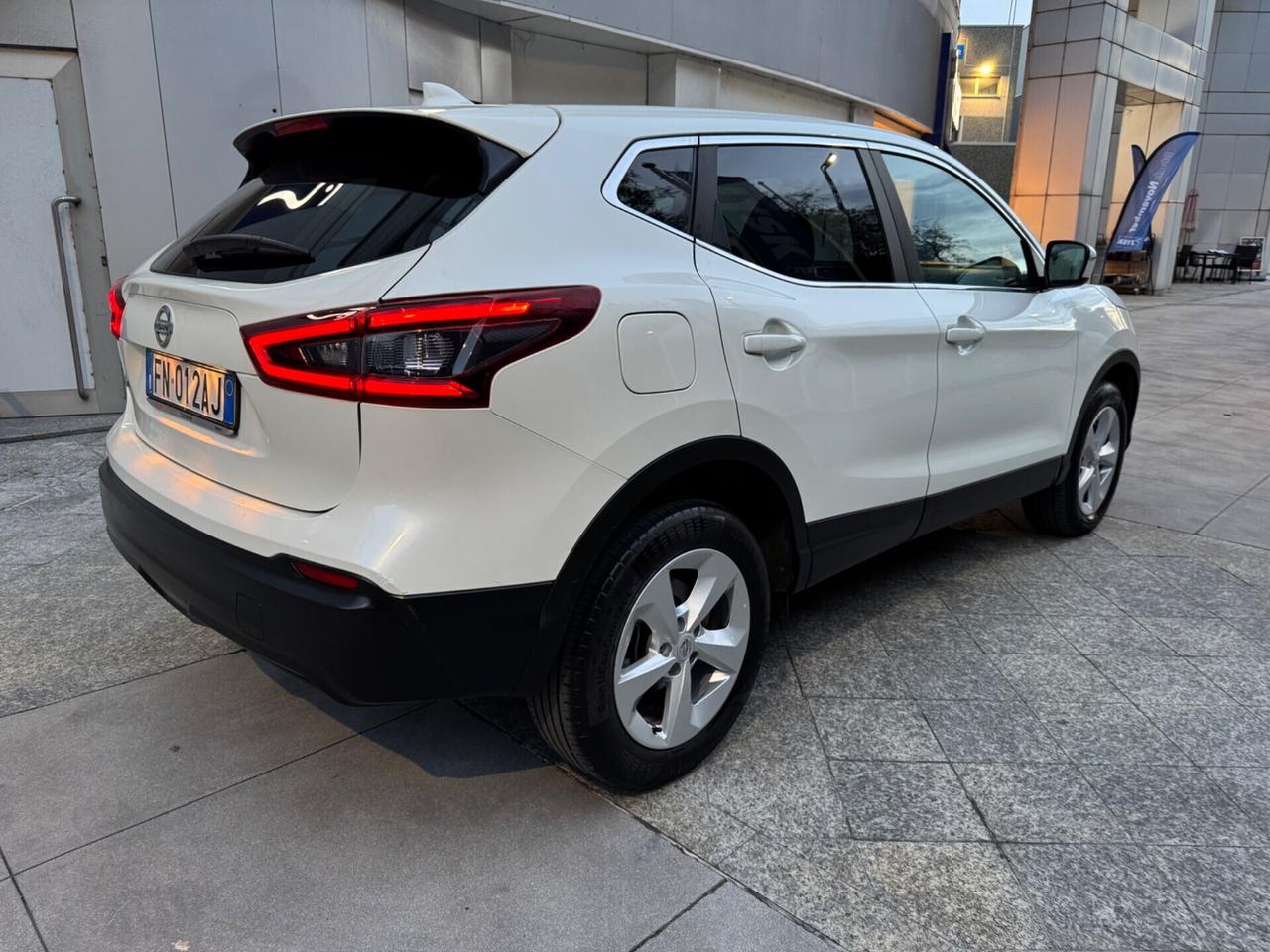 NISSAN QASHQAI 1.5 DCI TEKNA KM 76 MILA !!!