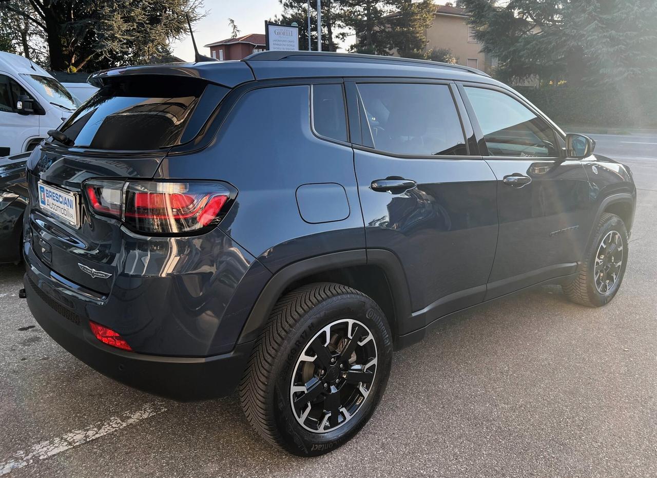 Jeep Compass 1.3 T4 240CV PHEV AT6 4xe Trailhawk
