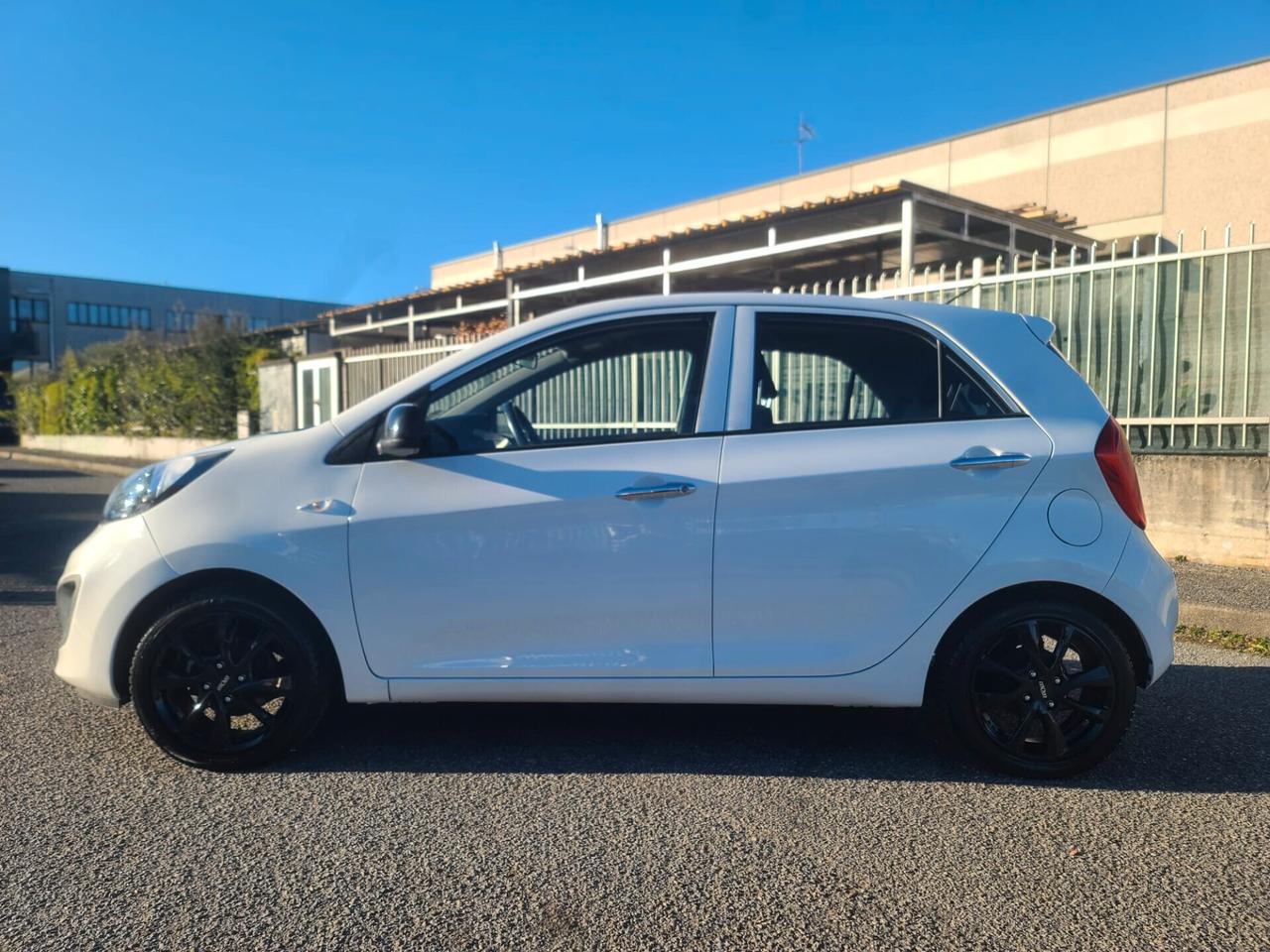 Kia Picanto 1.0 12V SOLO 49.000 KM