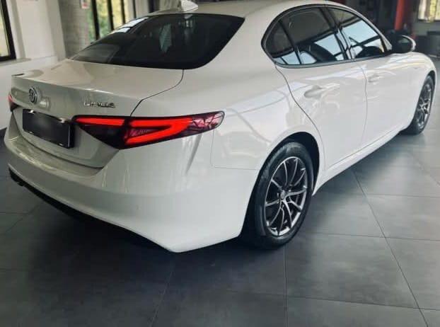 Alfa Romeo Giulia 2.2 Turbodiesel 136 CV AT8 Super