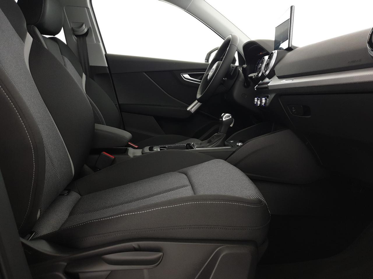 35TFSI 150CV S tronic Identity Black