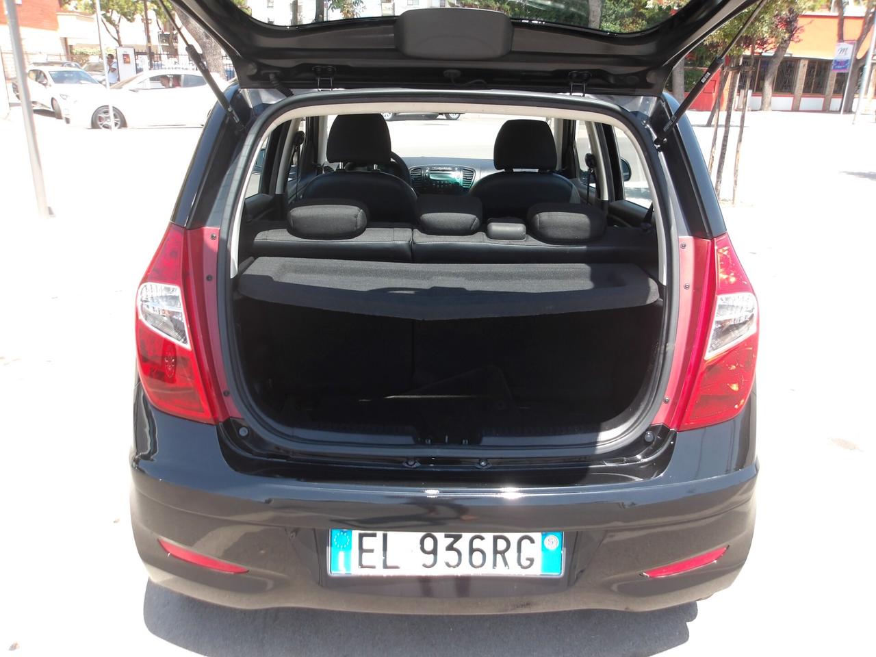 HYUNDAI I10 1.1 BENZ-KM 79.000-GARANZIA FULL