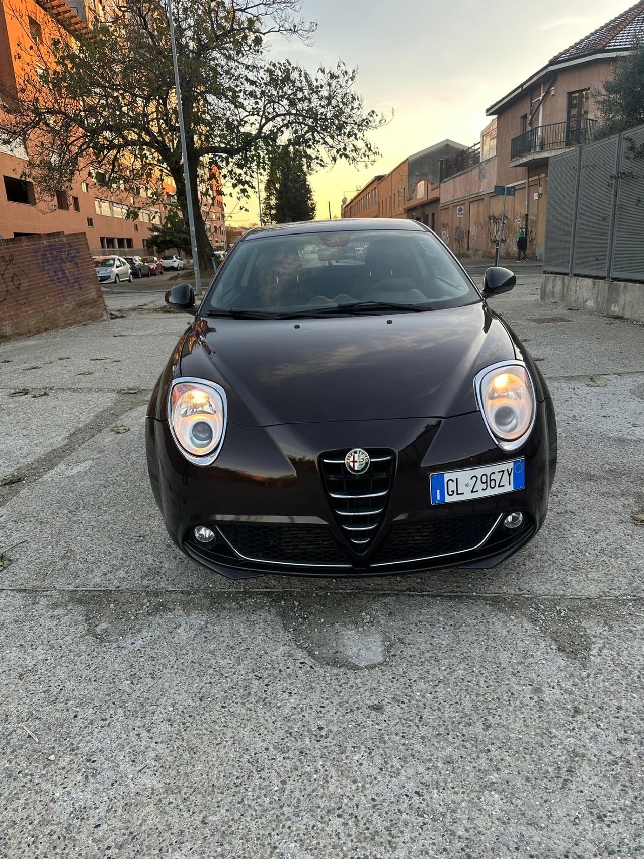 Alfa Romeo MiTo 1.4 T 155 CV Distinctive Sport Pack