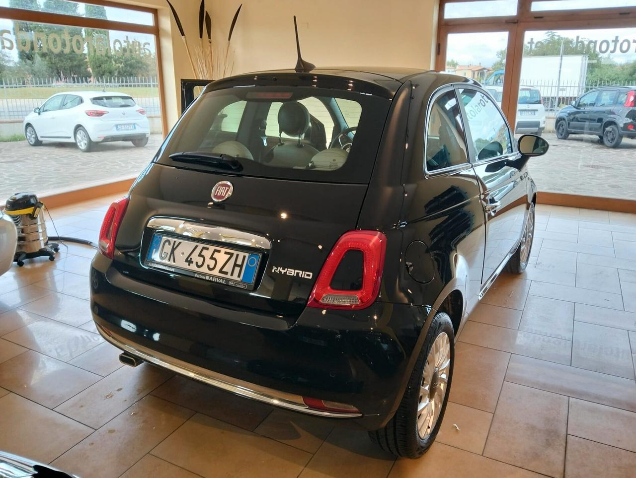 Fiat 500 1.0 Hybrid Dolcevita solo 11000km