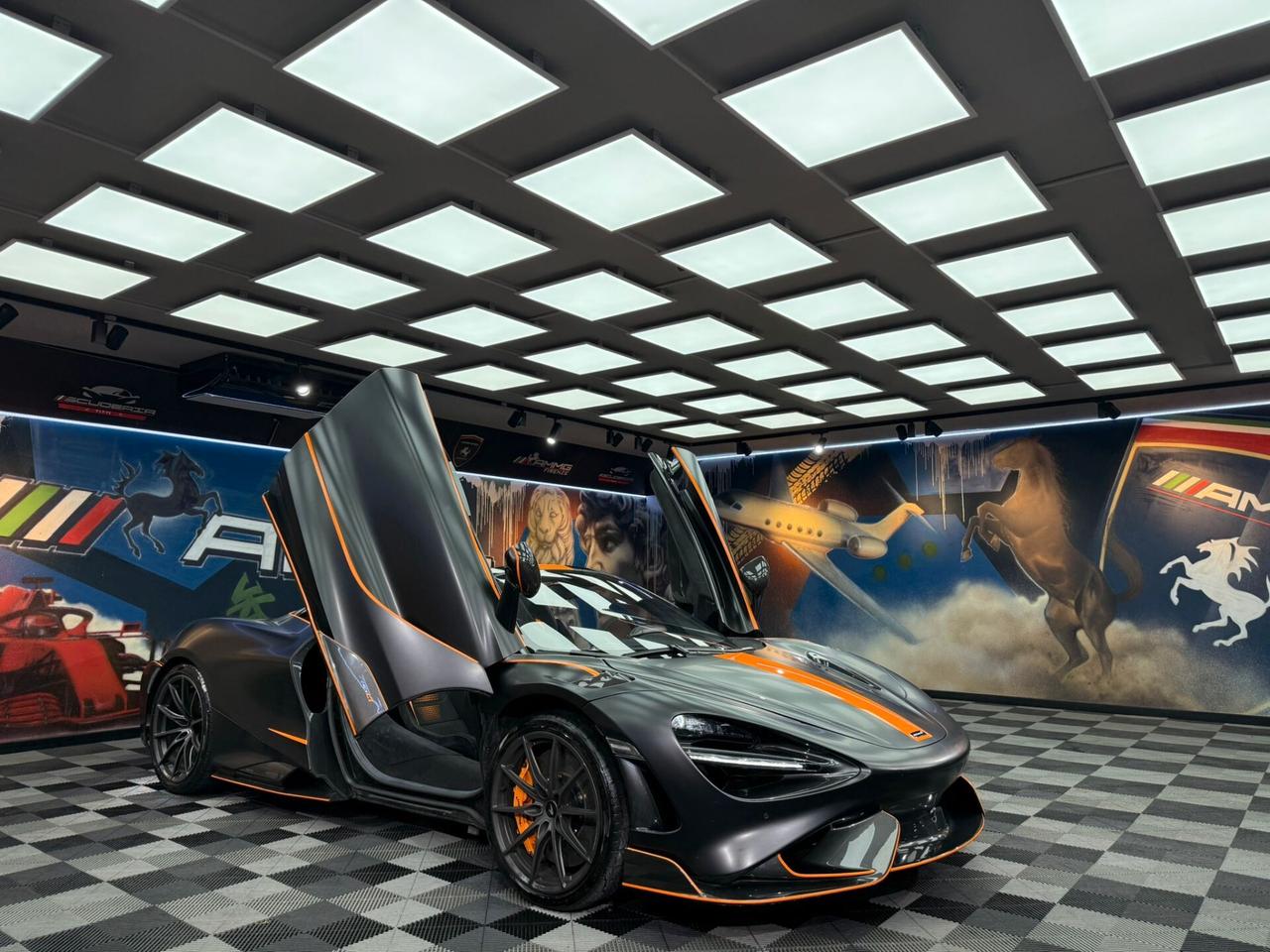 Mclaren 765LT PELLICOLATA NERO OPACO (765)