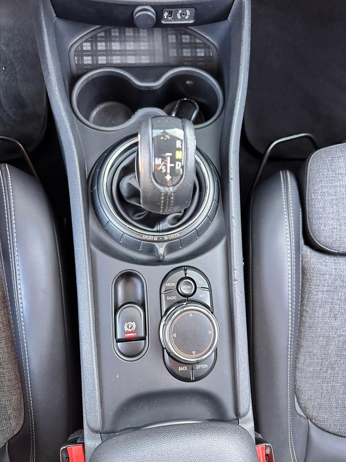 Mini Cooper D Clubman 2.0 Hype