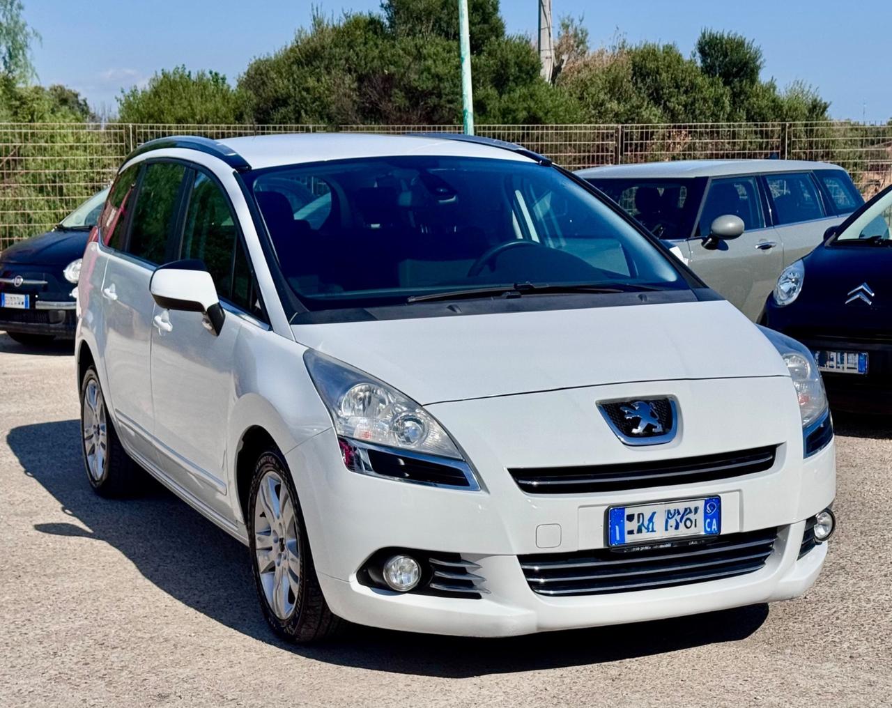 Peugeot 5008 1.6 HDi 115CV Allure