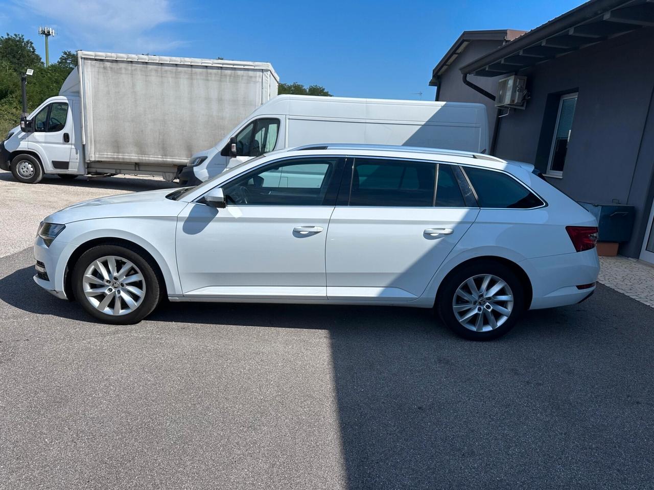 SKODA SUPERB 2.0 TDI EVO 150 CV SCR DSG WAGON EXECUTIVE