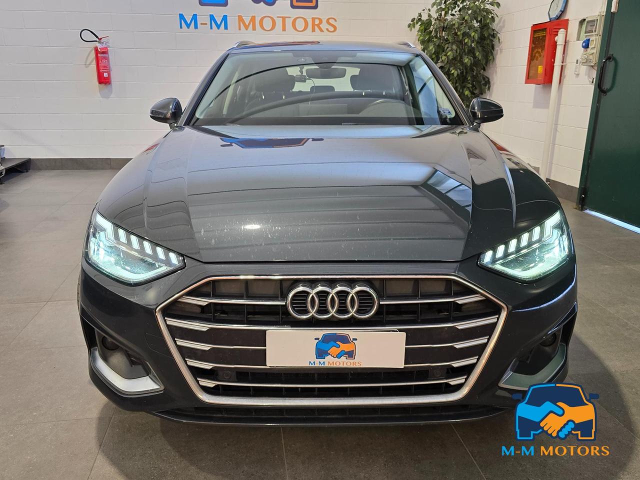 Audi A4 Avant 35 2.0 tdi mhev Business Advanced 163cv s-tronic