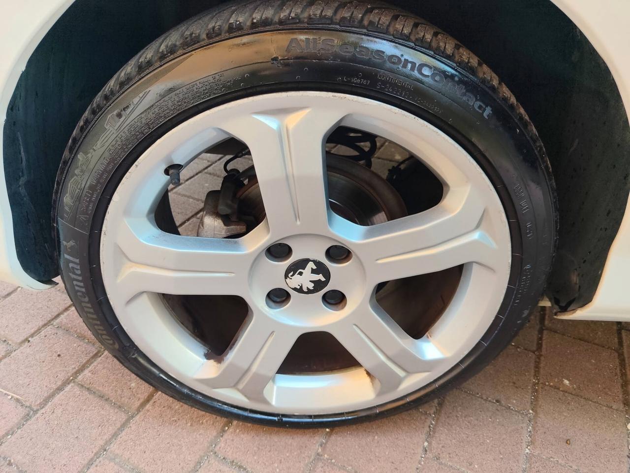 Peugeot 308 1.6 8V e-HDi 112CV Stop&Start 5p. Allure