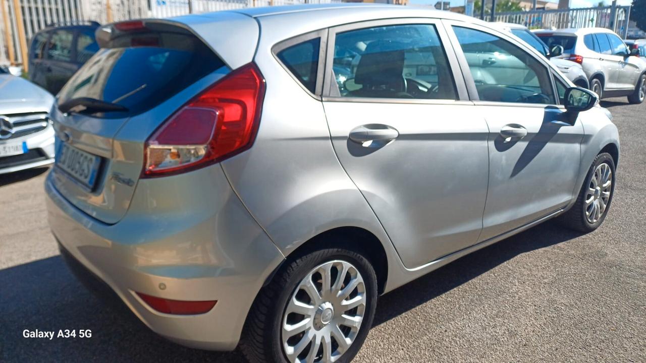 Ford Fiesta 1.5 TDCi 75CV 5 porte Business
