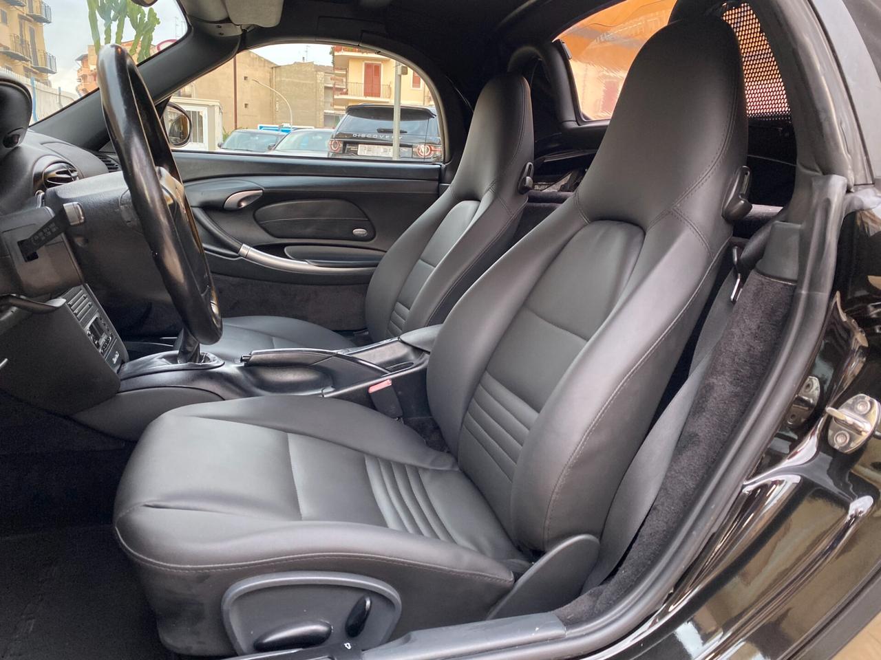 Porsche Boxster 2.5i 24V cat