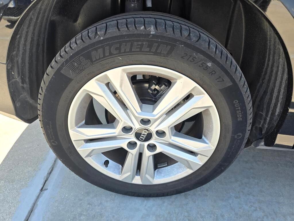 Audi Q2 35 TFSI S tronic Business Advanced