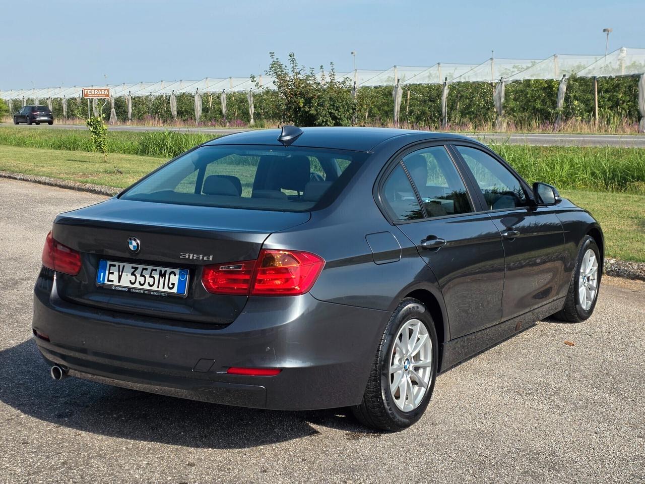 Bmw 318d 2014 automatico berlina