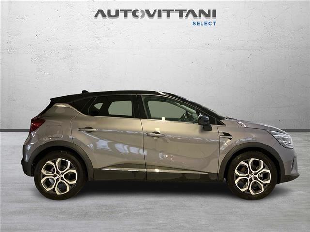 RENAULT Captur 1.6 E-Tech hybrid Techno Fast Track 145cv auto