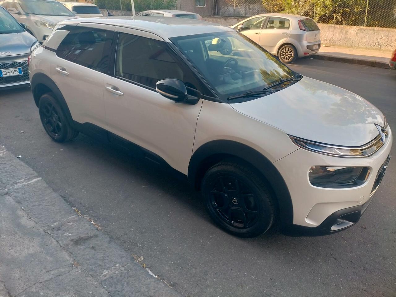 Citroen C4 Cactus BlueHDi 100 S&S Shine