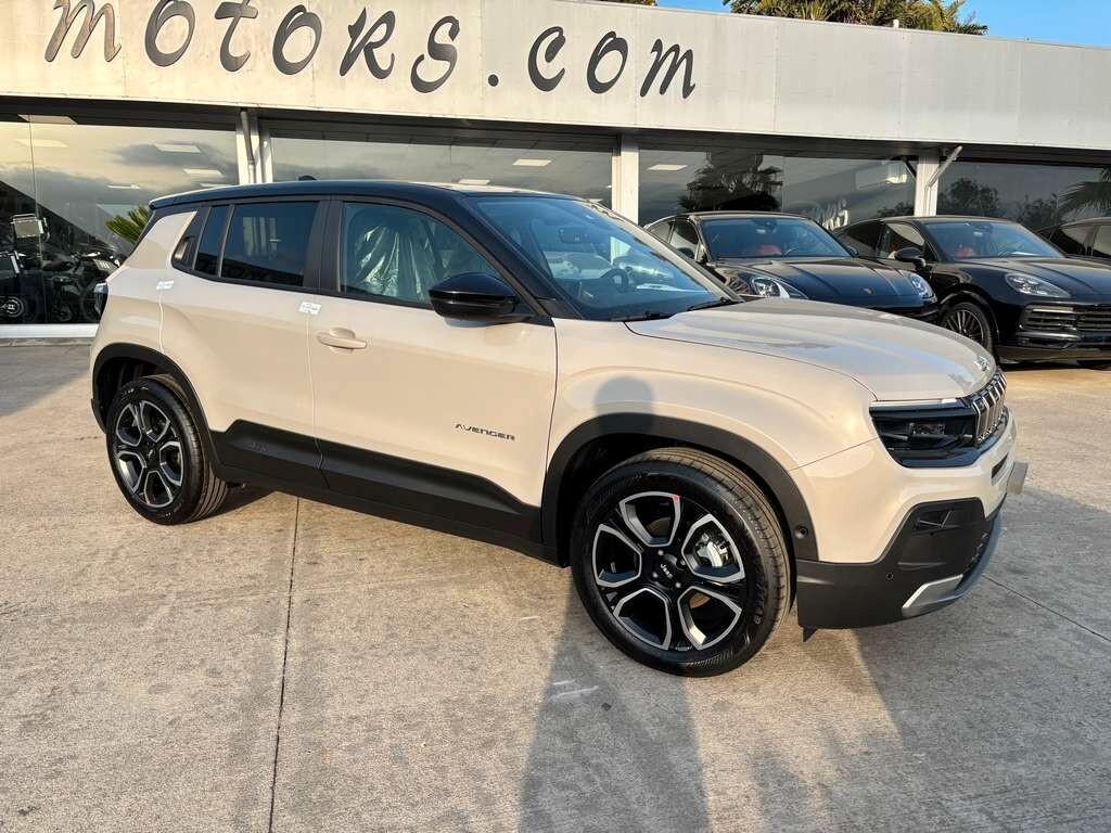 Jeep Avenger 1.2 Turbo 100 CV Summit a 234 euro al mese